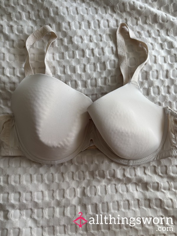Old Cream Worn Bra 👙