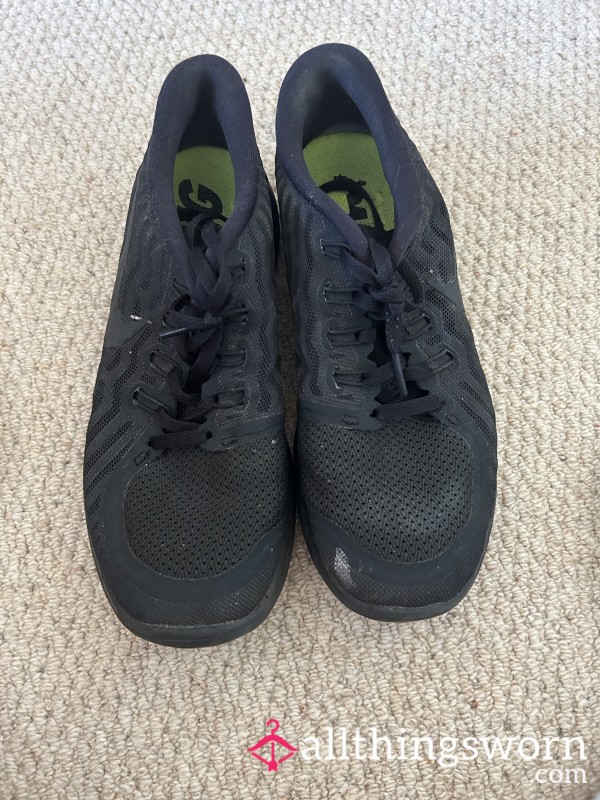 Old Gym Trainers