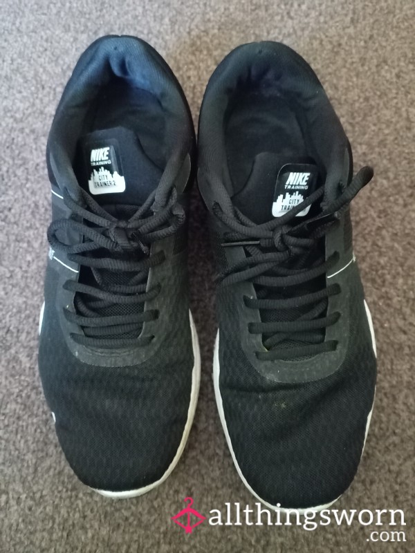 Old Gym Trainers