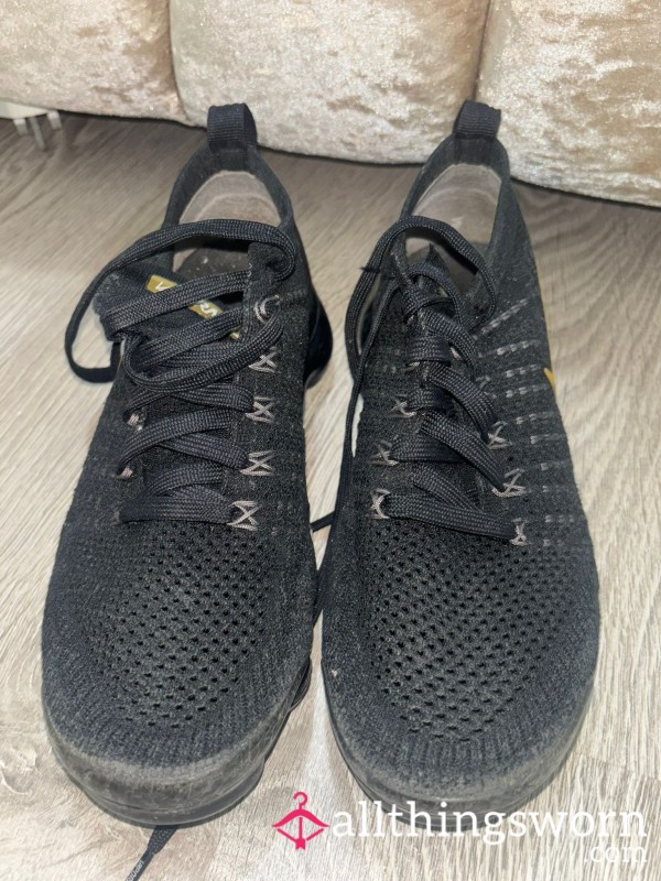 Old Gym Trainers / Sneakers 👟