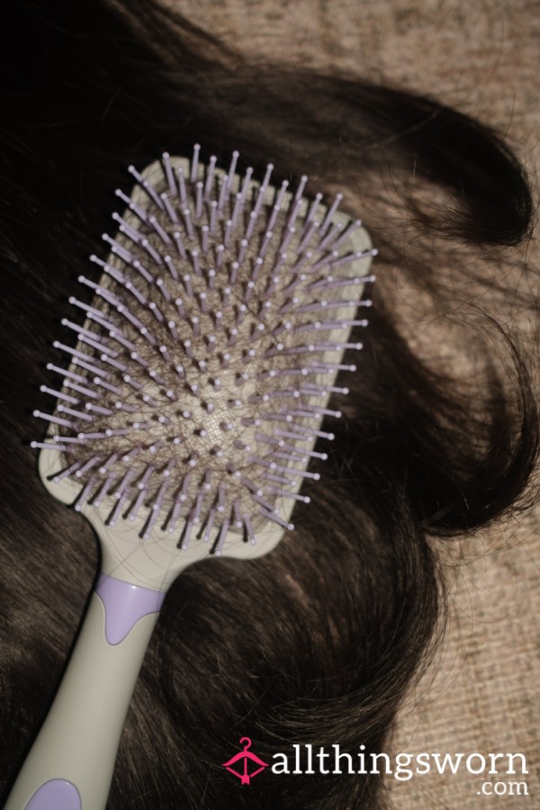 Old Hairbrush! 💇🏻‍♀️