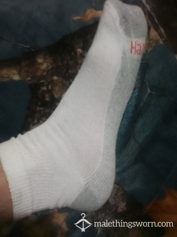 Old Hanes Cotton Crew Socks