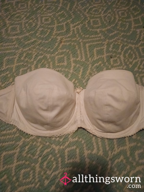 Old Large Strapless Bra