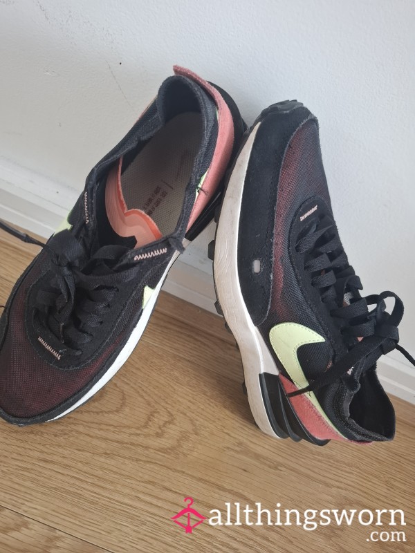 Old Limited Edition Running Trainers