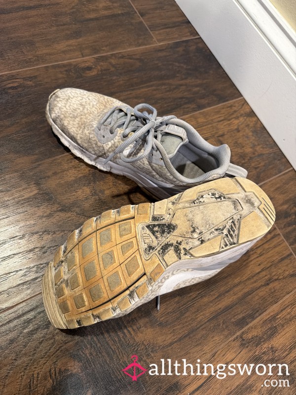 Old Nike Airs