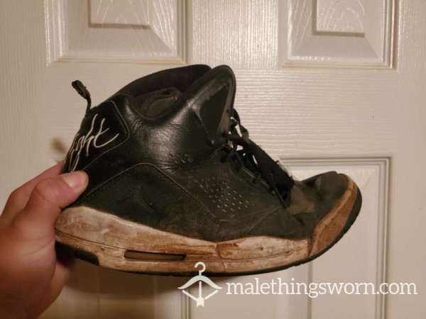 Old Pungent Shoes