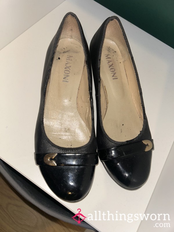 Old Rotten Work Shoes. Grim