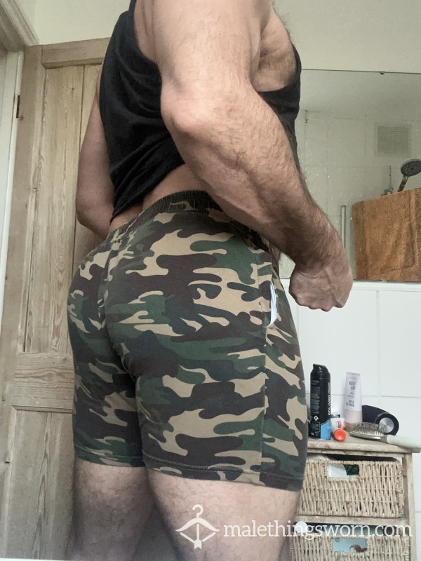Old School Bodybuilder Camo Shorts XL