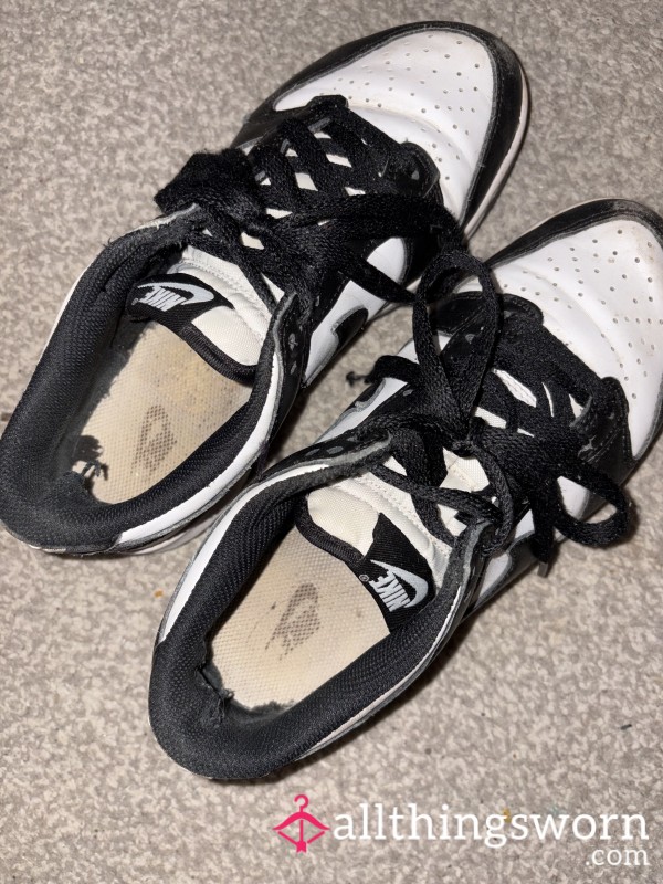 Old Smelly Trainers