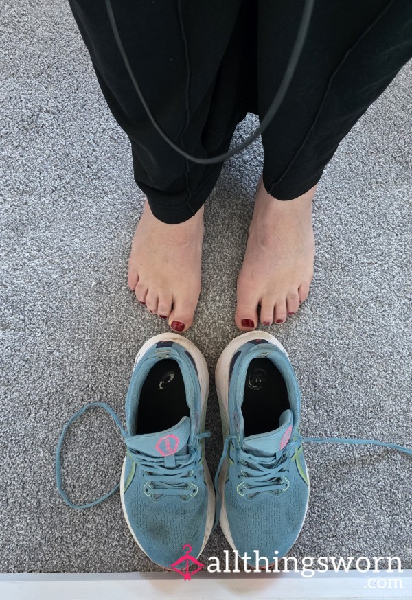 Old Smelly Trainers Worn For 35 Hours Straight Whilst Travelling