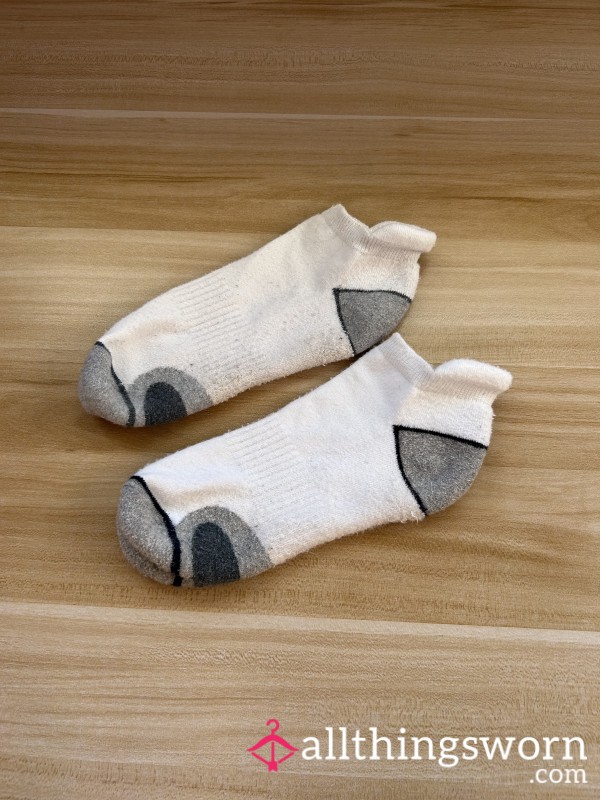 Old Socks With Custom Wear 🧦