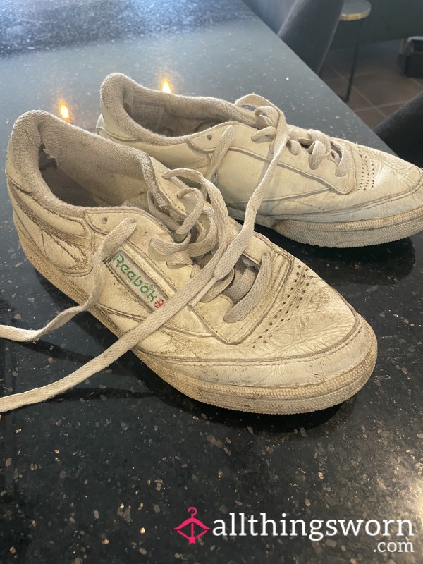 OLD SUPER WORN Reebok Trainers! - White