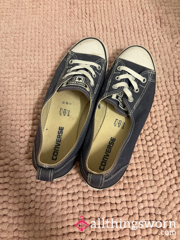 Old Well Word Converse Low Sneakers
