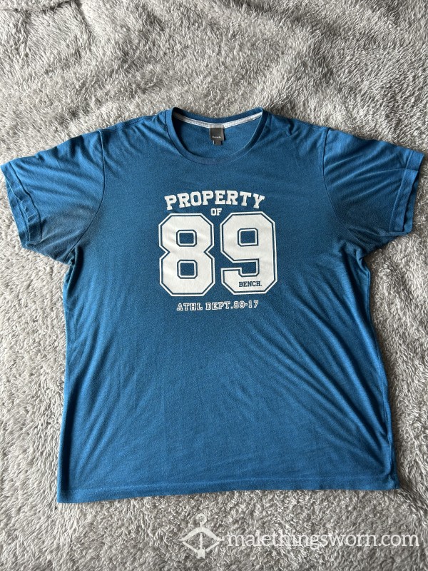 OLD, WELL WORN Bench T-shirt, Sweaty Alpha Daddy Stink😛🐽Size L