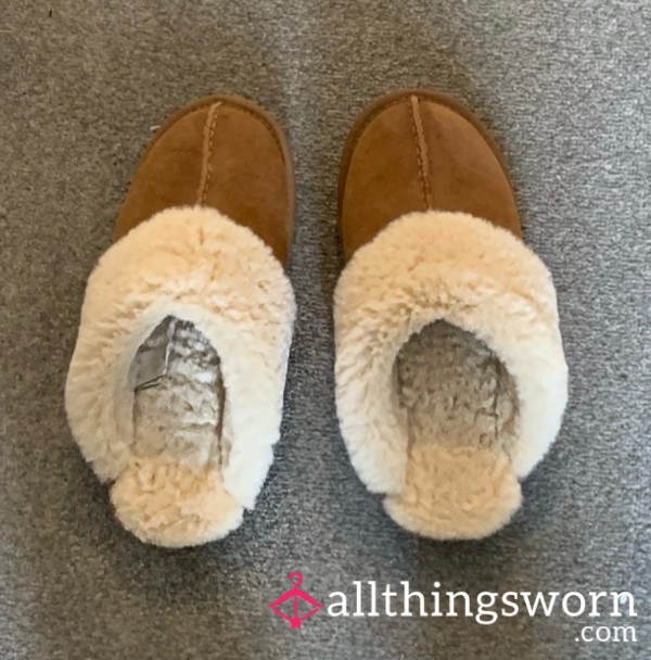 Old Worn Fur Brown Slippers (Size 6)