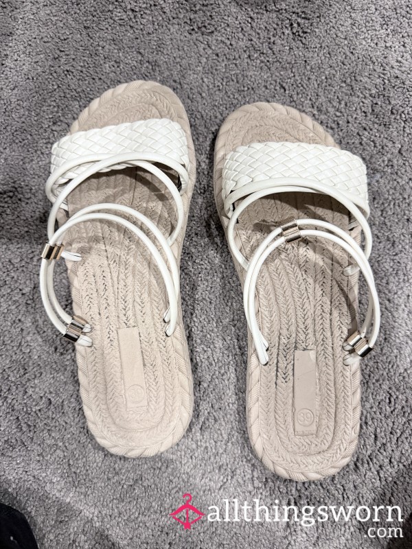 OLD WORN SANDALS💦💅🏼