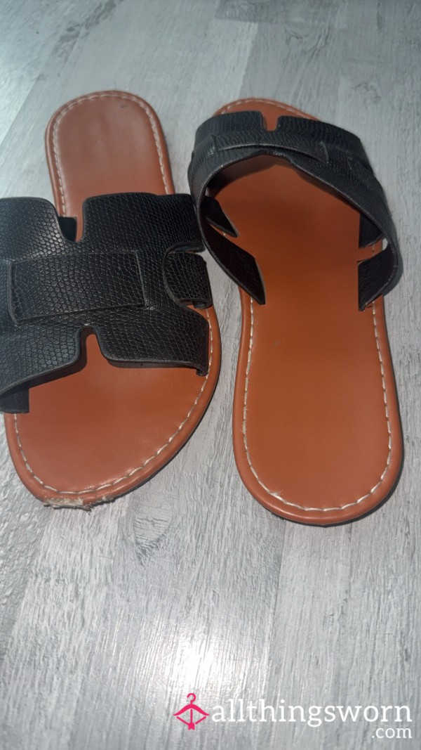 Old Worn Slider Flats