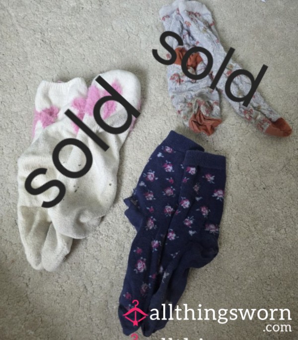 Old Worn Socks Pick A Pair 😍