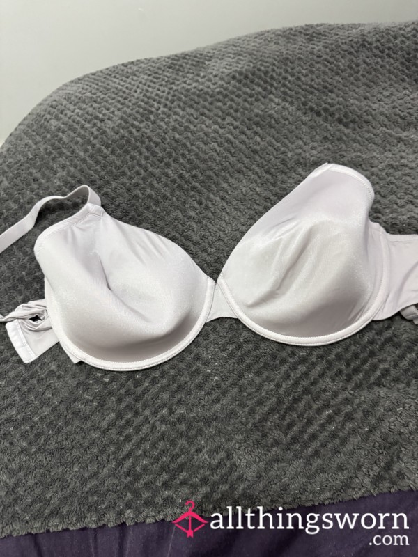 Old Worn White Bra ( 38E)