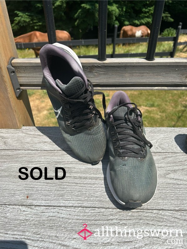 Once Black Nursing Shoe