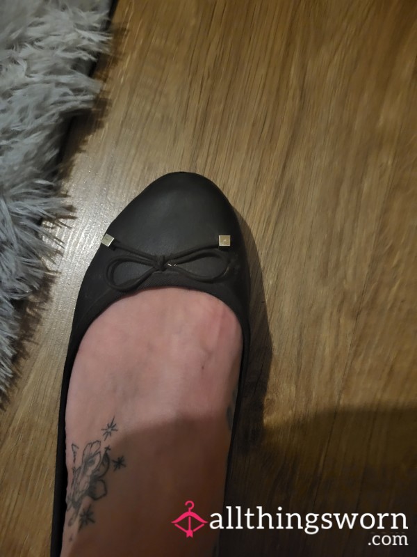 🖤One Really Worn Black Shoe Other Is Lost Cinders🖤