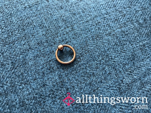 One-off Labial Piercing Jewellery Worn Constantly For Many Years.