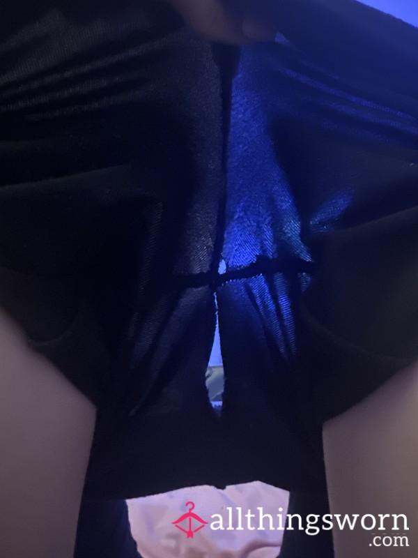 Oooopss Ripped A Hole In My Leggings