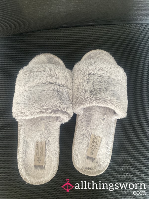 Opened Toe Slippers