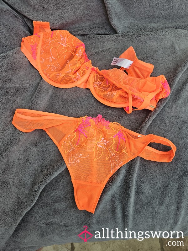 Orange 2 Piece Set.