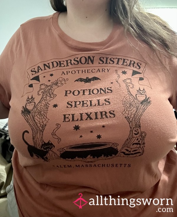 ~ORANGE HOCUS POCUS GRAPHIC T-SHIRT~