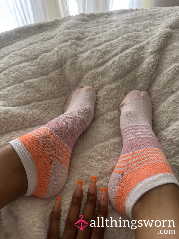 🧡 Orange + Pink + White Stripped Gym Socks 🧡