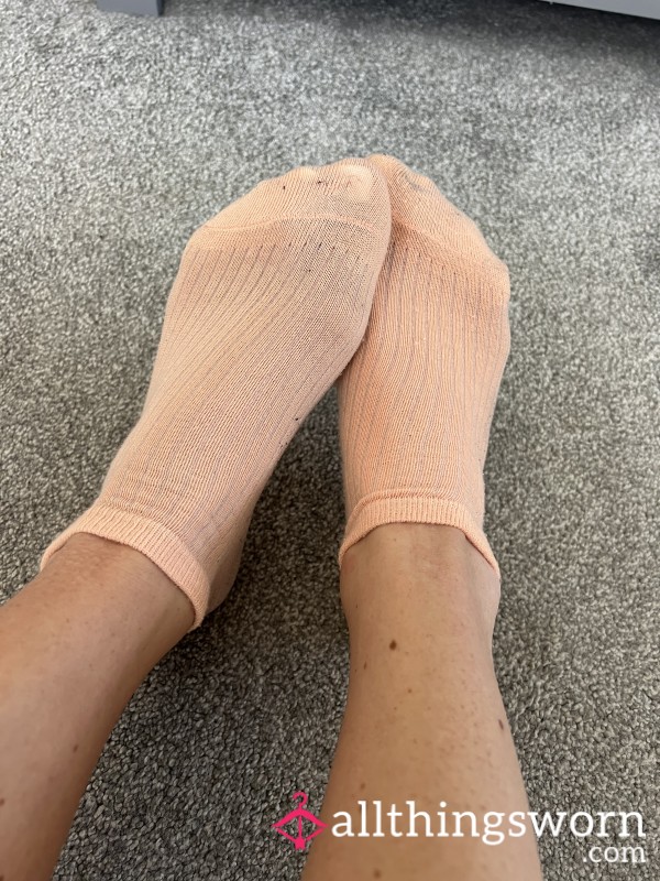 Orange Trainer Socks 🧦 🍊
