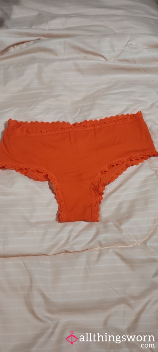 Orange VS, Customizable