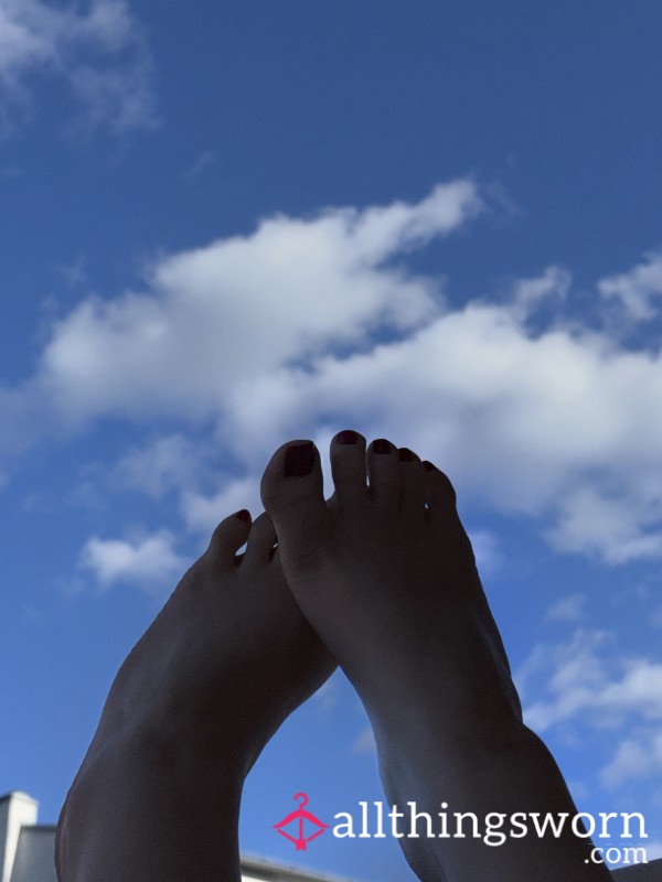 Outdoor Feet Pic
