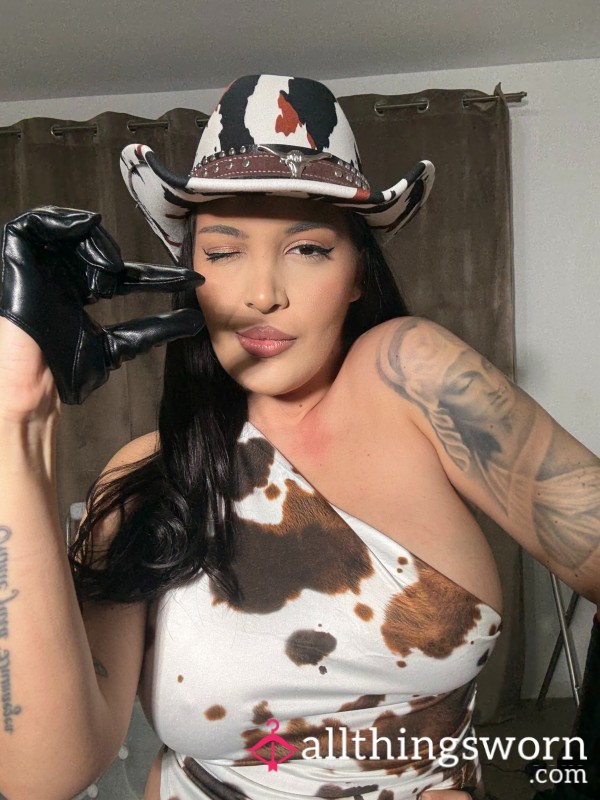 Outfit Custom Video