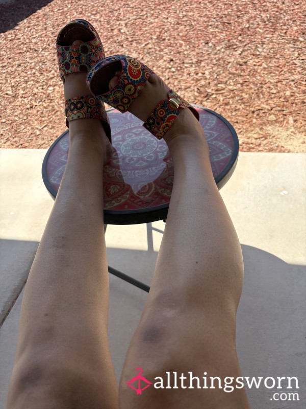Outside Sandle Feet Pics