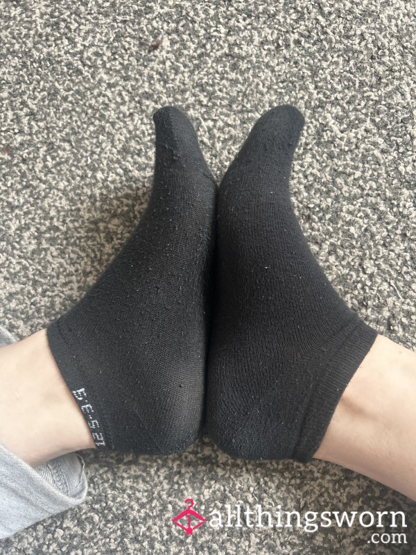 Over 24 Hour Wear Black Trainer Socks 🧦