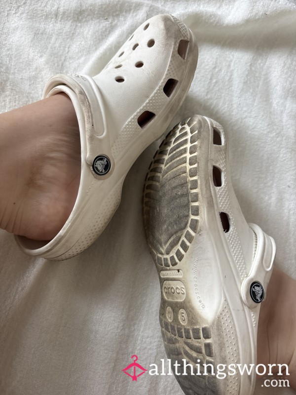 Over A Year Old White CROCS🐊🩴