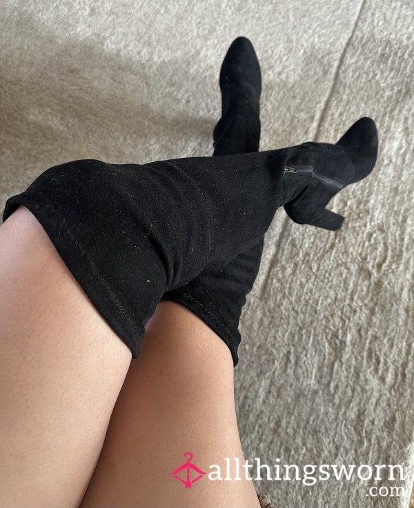 🖤 Over The Knee Boots