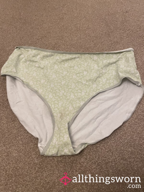 Own My Tatty Pretty White And Green Full Back Cotton Panties