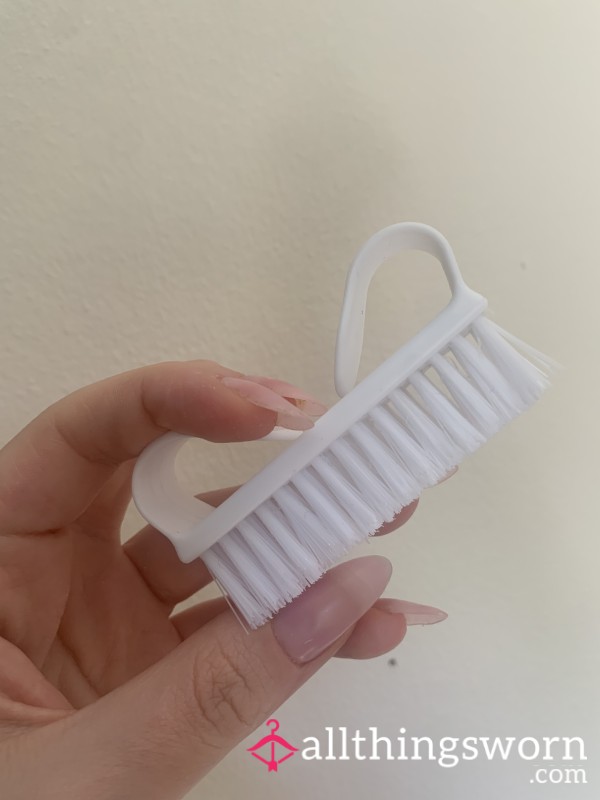 Pack Of 2 Nail Brushes