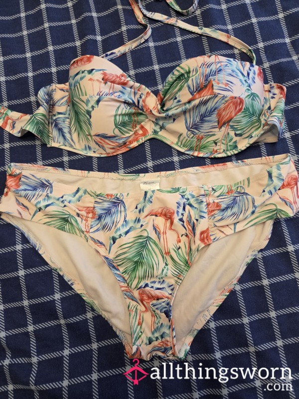 Padded Bikini Tropical Print 38b And 16 Bottoms Well Worn