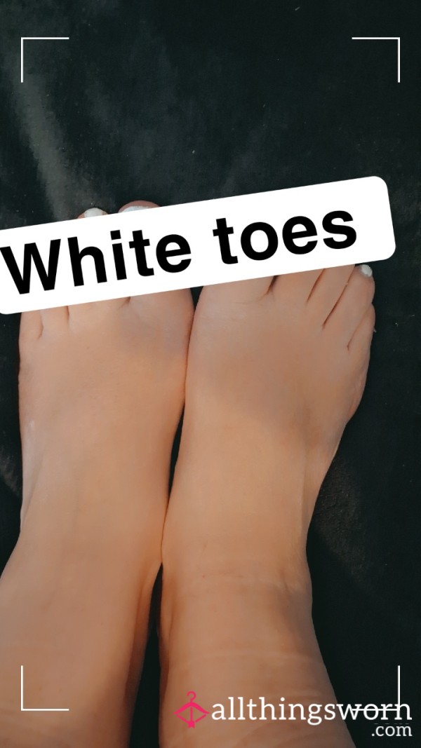 Painting Toes