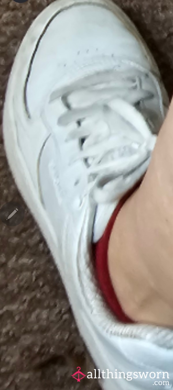 Pair Smelly Trainers Size 6 Warn Warn Warn  Gym