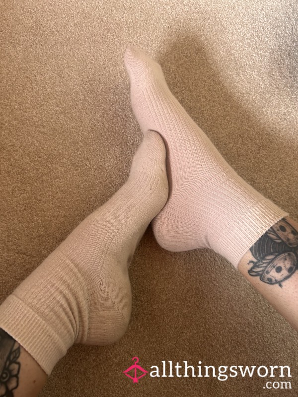 Pale Pink Socks 24 Hour Wear