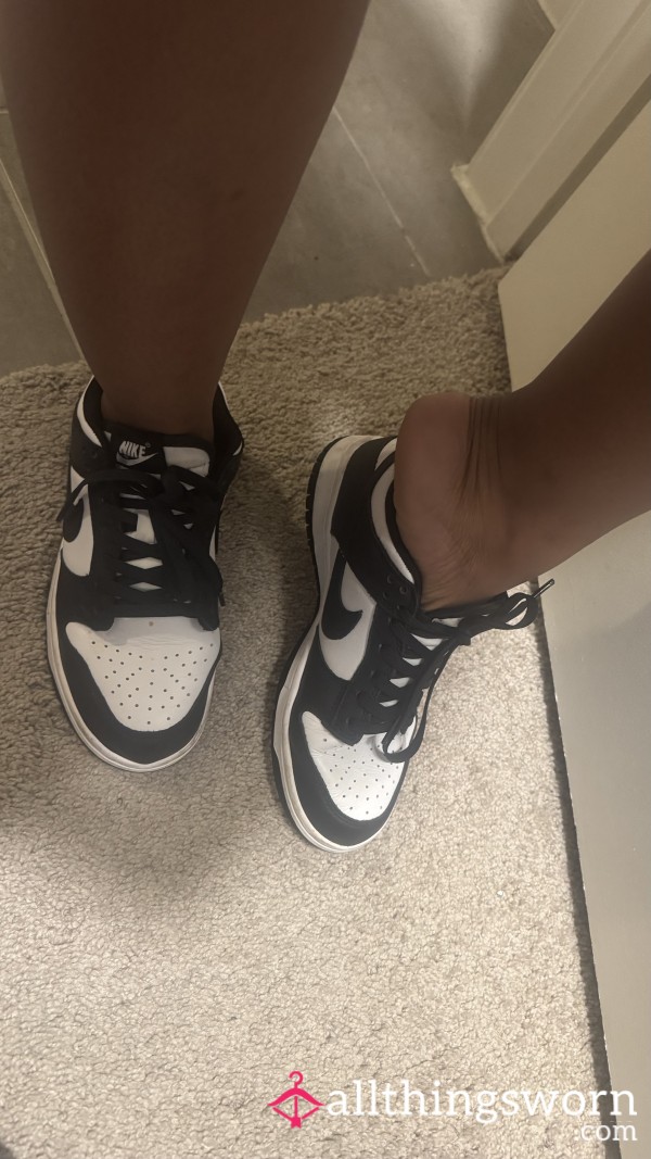 Panda Nike Dunks