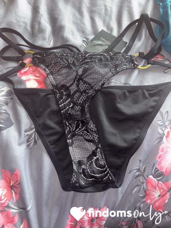 Pantie Wear