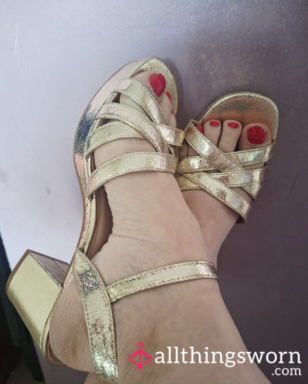 Party Gold Heels 👠
