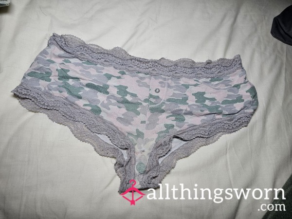 Pastel Camo Cotton Panties With Lace Trim