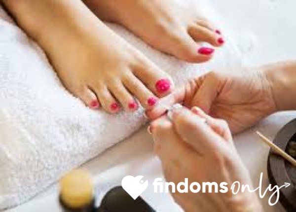 💅✨ Pay For Mistress Crimson’s Pedicure - & Feel The Power ✨💅